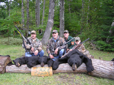 bear-hunters